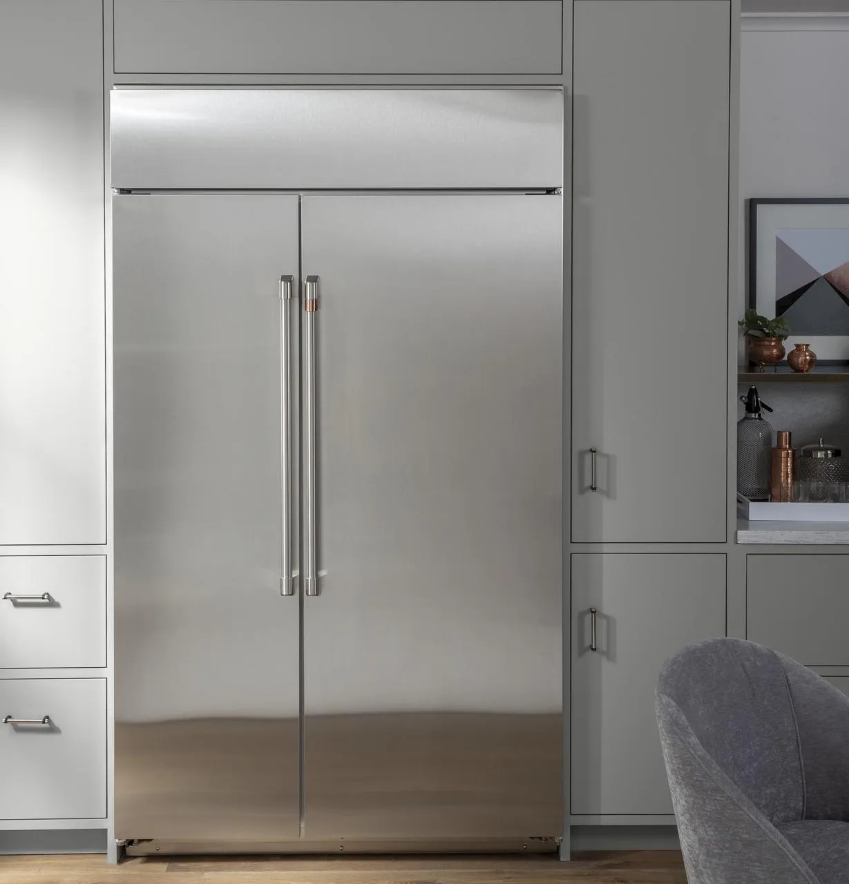 Caf(eback)™ 42" Smart Built-In Side-by-Side Refrigerator