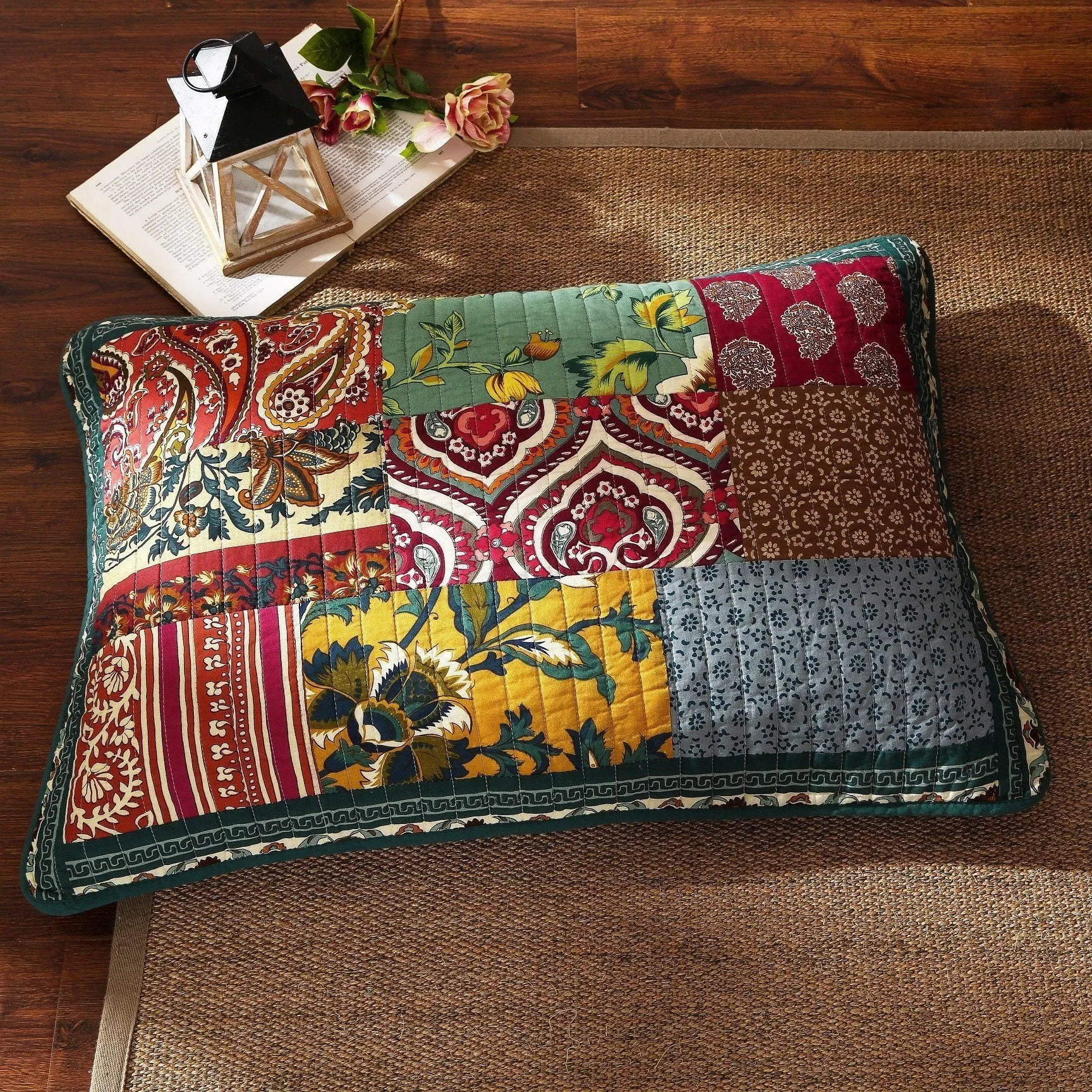 DaDa Bedding Dark Elegance Bohemian Floral Cotton Patchwork Bedspread Set (JHW-550)