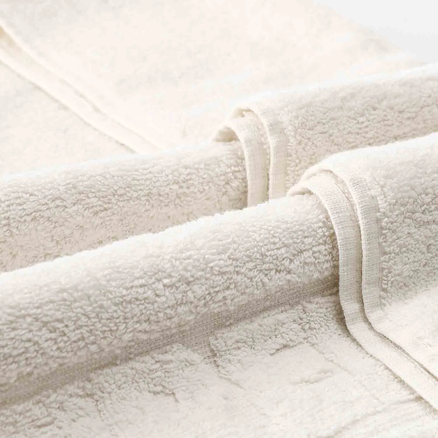 Deluxe 100% Cotton Bath Towel - White