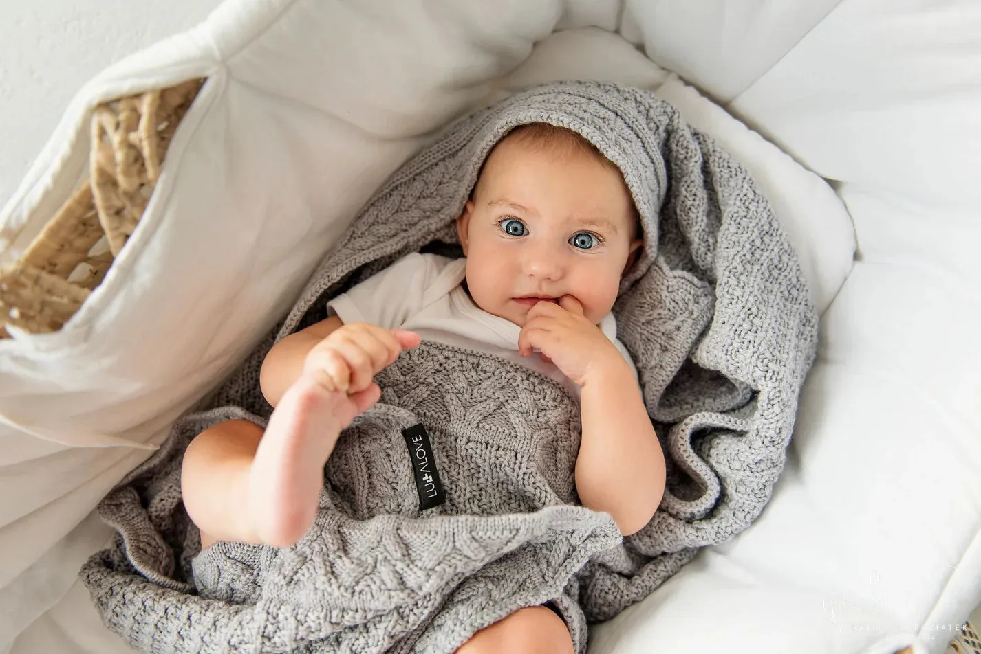 Lullalove Premium Merino Wool Baby Blanket "Cookie"