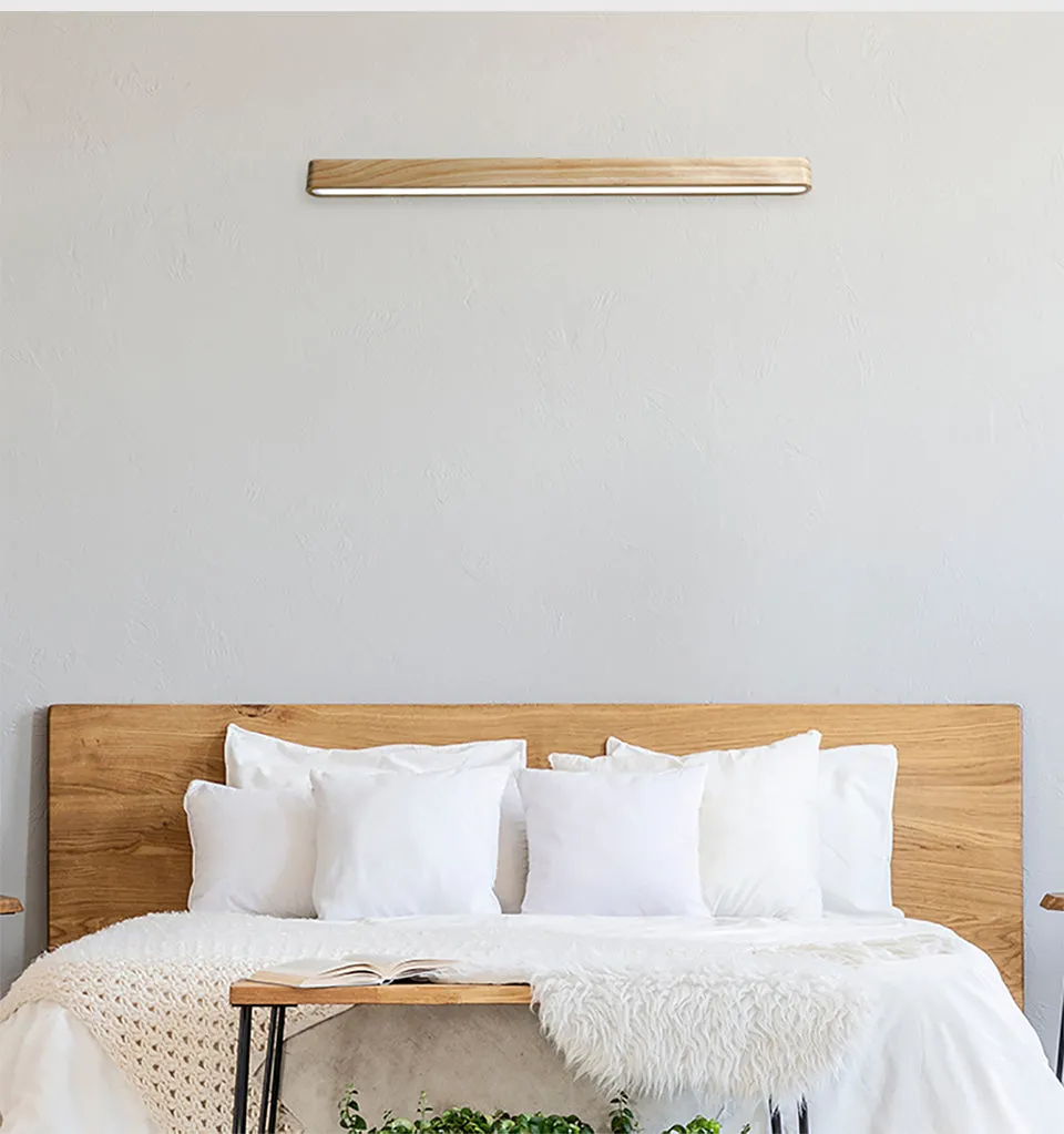 Minimalist Linear Wall Sconce Lamp