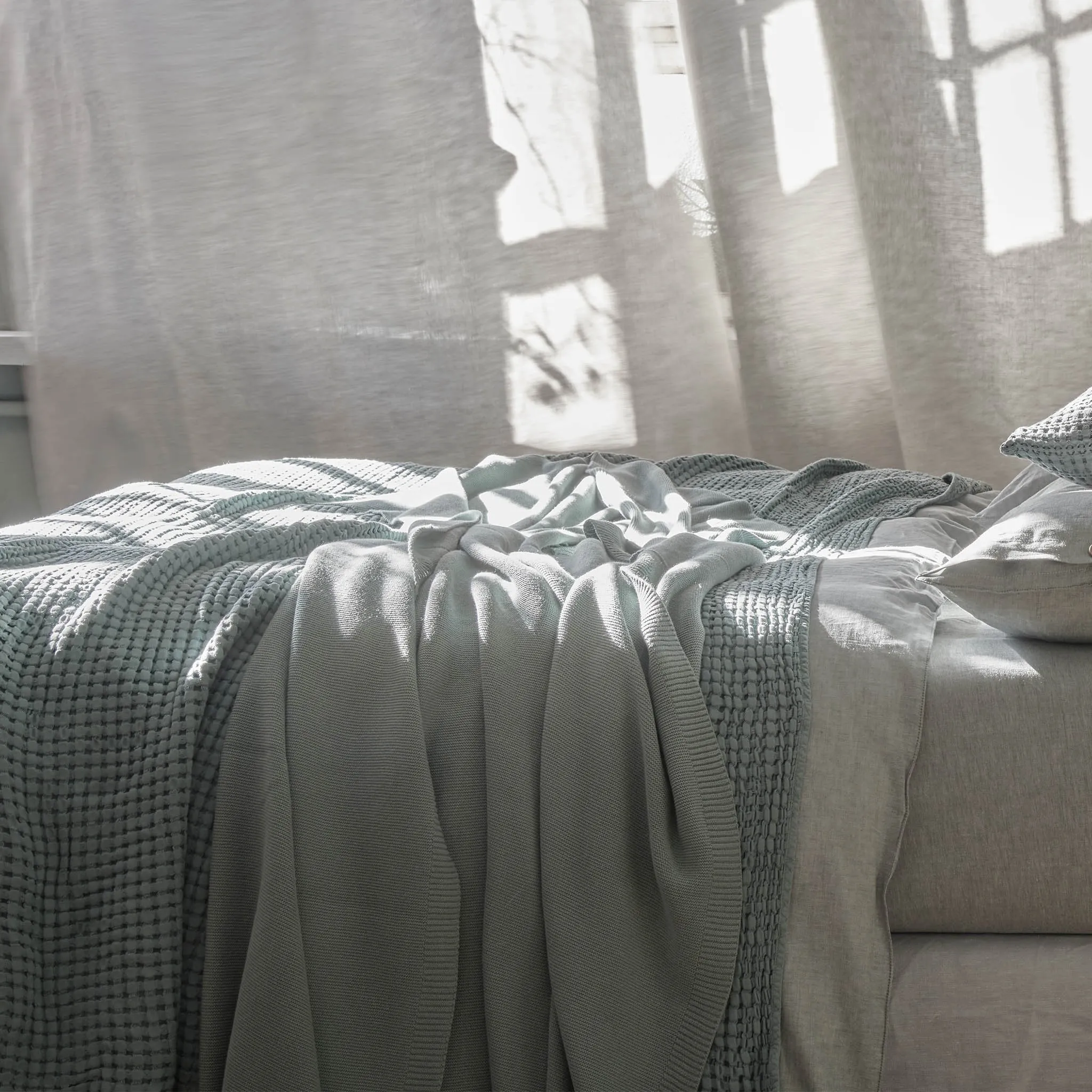 Salicos Blanket [Light green grey]