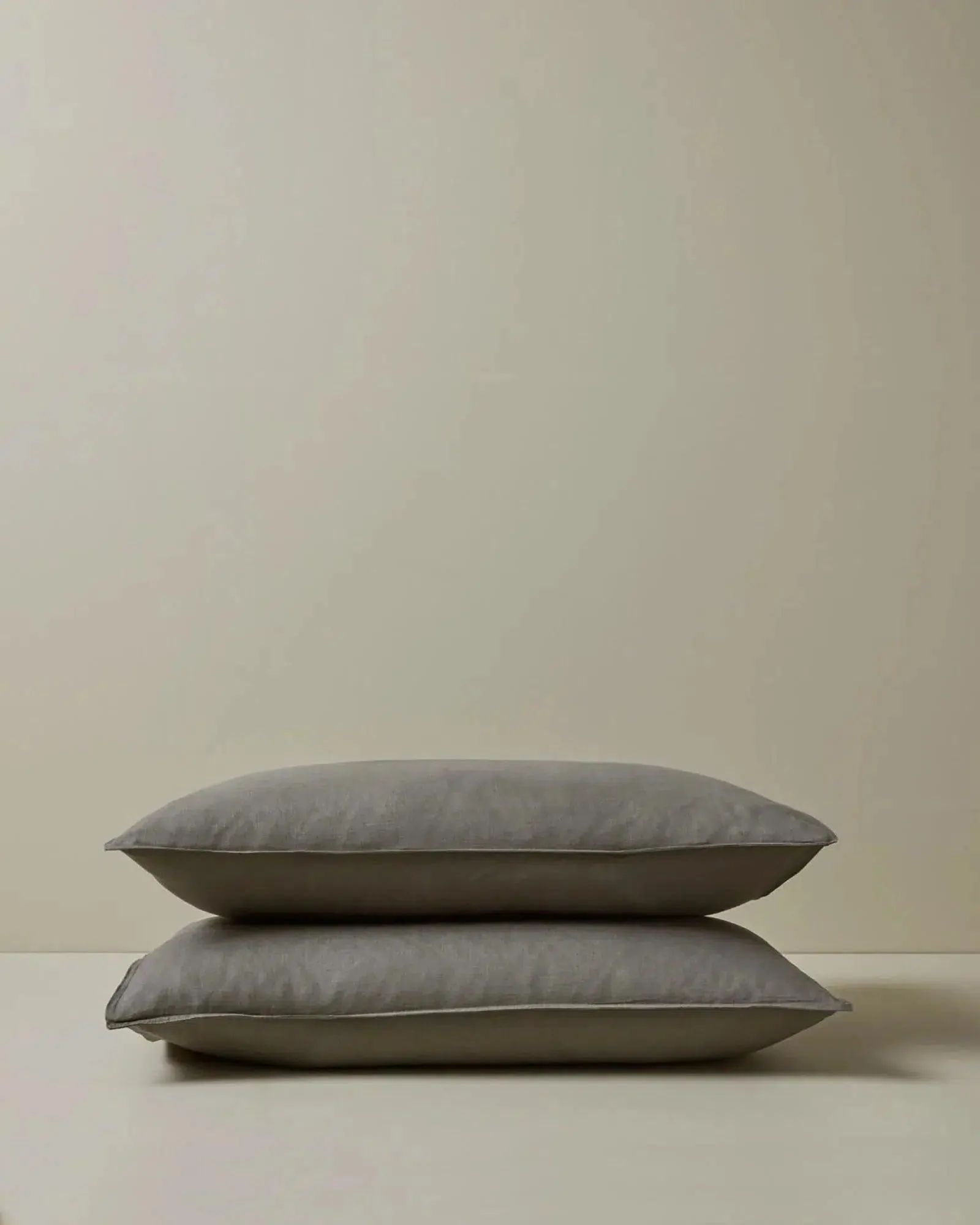 Weave Ravello Linen Pillow Case Pair - Charcoal